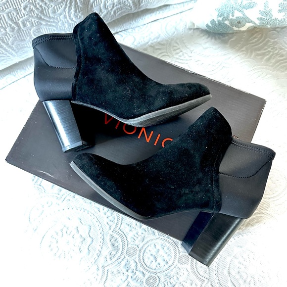 Vionic Women's Perk Whitney Ankle Boot Black 7.5 NIB - Picture 10 of 15